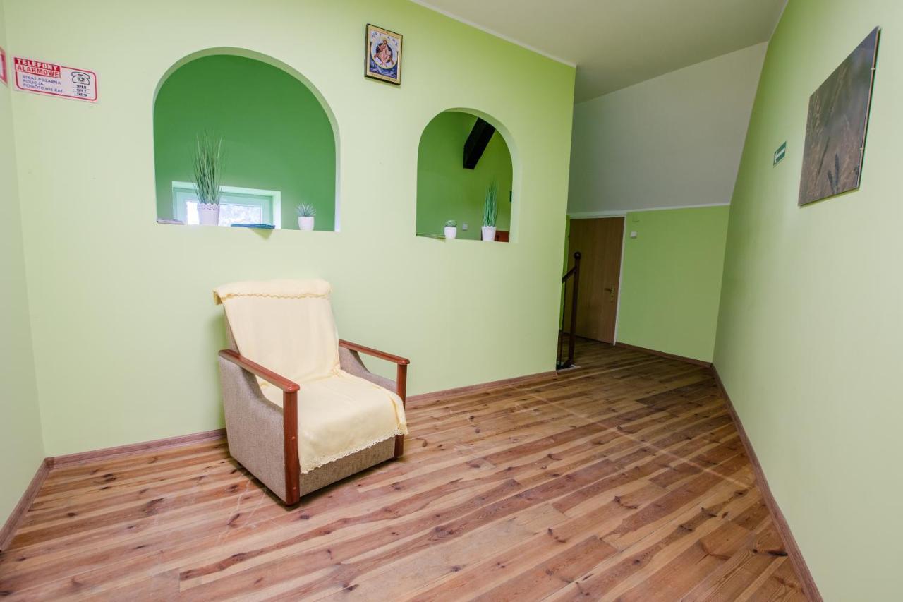 Osrodek Szkoleniowo - Noclegowy Chojnik Sosnie Exterior foto
